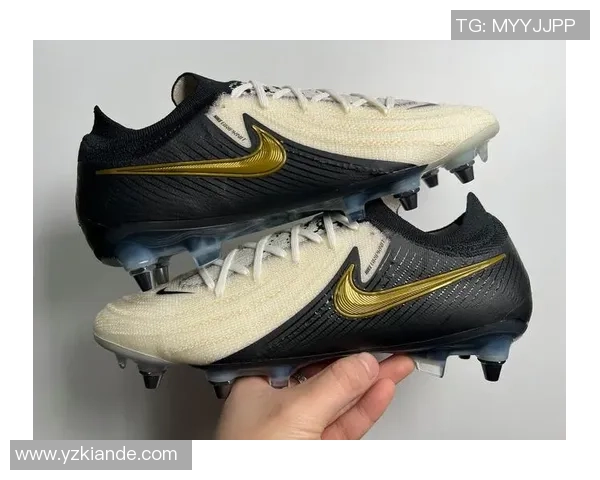 球星赠送足球鞋背后真相是谁出钱买的揭秘 球星赠送足球鞋背后真相是谁出钱买的揭秘