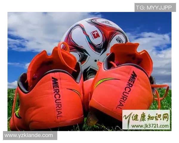 足球明星吃荔枝背后的故事：健康饮食与运动员生活方式的完美结合